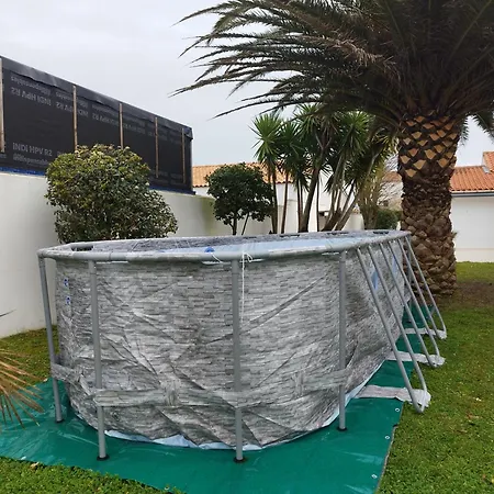 Grande Avec Piscine Pres Du Phare