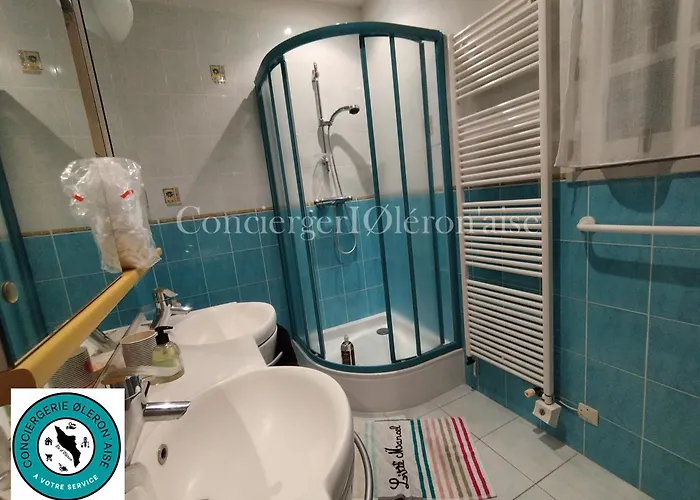 بيت للعطل Grande Avec Piscine Pres Du Phare *